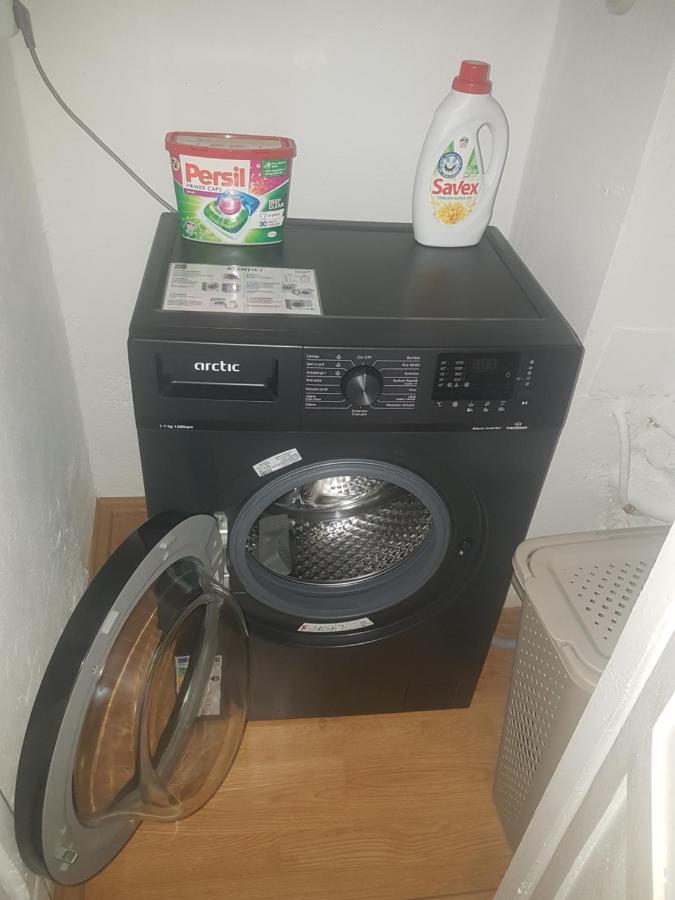 Apartament 2 Camere - Pitesti / 2-Rooms Apartment - ปีเตช ภายนอก รูปภาพ