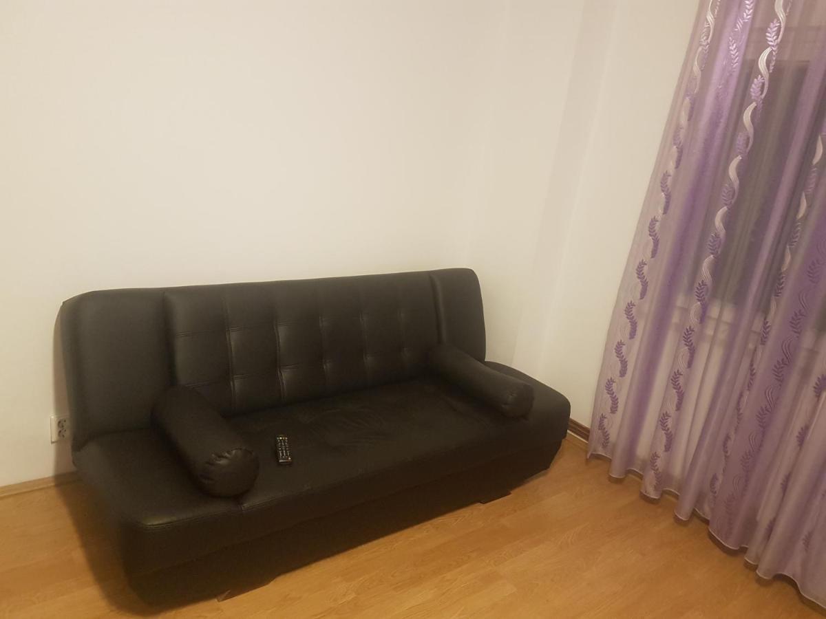 Apartament 2 Camere - Pitesti / 2-Rooms Apartment - ปีเตช ภายนอก รูปภาพ